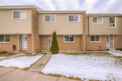 669 OSGOODE Drive 22, London South, ON N6E 2C7
