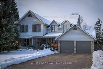 57 VIRGINIA Court, London North, ON N5X 3E9