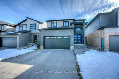 397 TANSBURY Street, London North, ON N6G 0R6