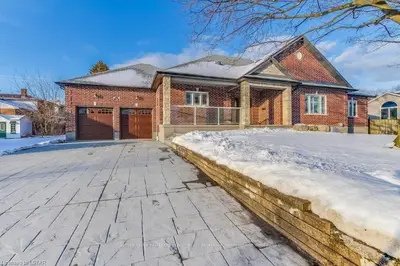 516 WINBLEST Avenue, London South, ON N6C 3C1
