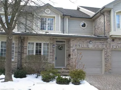 519 RIVERSIDE Drive 35, London North, ON N6H 5J3