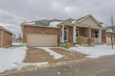 886 CRANBROOK Road 26, London South, ON N6K 4Y8