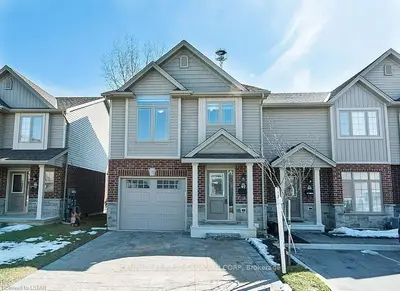 1061 EAGLETRACE Drive 97, London North, ON N6G 0T3