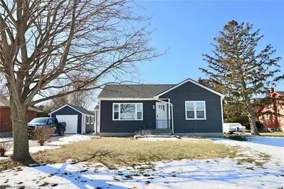 10207 Sunset Road, Southwold, On N5p 3t2