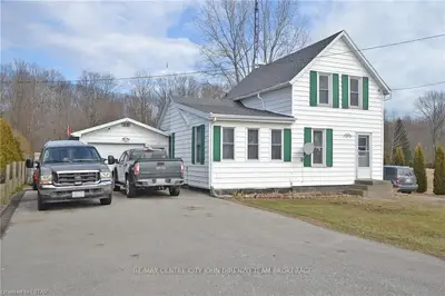9124 Furnival Road, West Elgin, On N0l 2c0