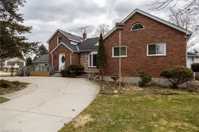 651 JOHN Street, Strathroy-Caradoc, ON N0L 1W0