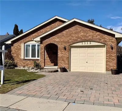 1115 Iroquois Crescent, Woodstock, On N4t 1c1