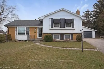 243 DELTA Place, London South, ON N6J 3N1