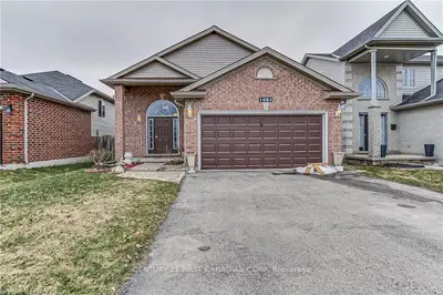 1681 CORONATION Drive, London North, ON N5G 5N7