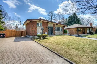 46 MARK Street, London East, ON N5V 2G5