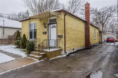 454 HILL Street E, London East, ON N6B 1E6