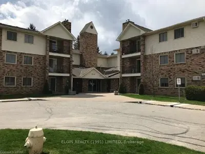 440 Wellington Street 221, St. Thomas, On N5r 5x5
