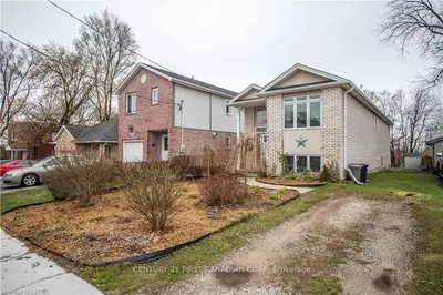 19 STERLING Street, London East, ON N5Y 1Y4