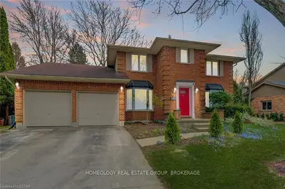 321 GRANGEOVER Avenue, London North, ON N6G 4K8