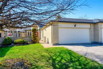 211 PINE VALLEY Drive 15, London South, ON N6J 4W5