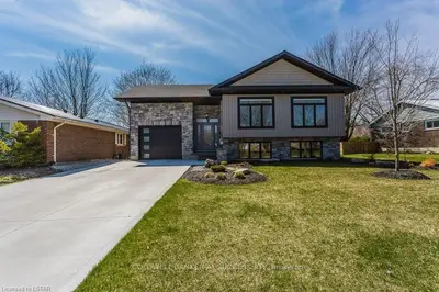 26 Leslie Avenue, Aylmer, On N5h 2p9