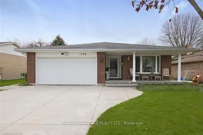 1328 HASTINGS Drive N, London North, ON N5X 2J2
