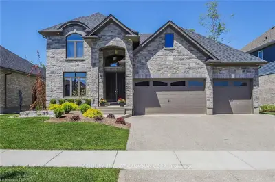 993 MELSETTER Way, London North, ON N6G 0S5