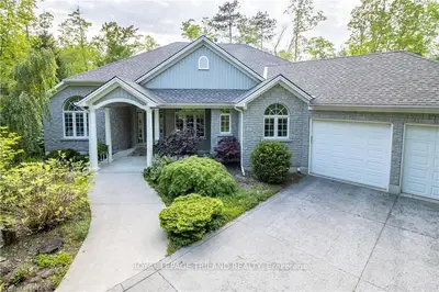 9984 THE TRAIL Trail, Lambton Shores, ON N0M 1T0