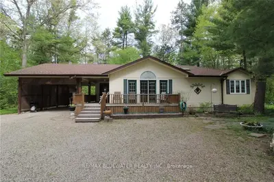 8766 TIMBERWOOD Trail, Lambton Shores, ON N0M 1T0