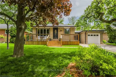 172 MARY Avenue, London South, ON N6J 3L9