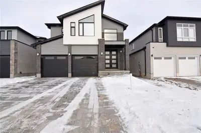 1300 TWILITE Boulevard, London North, ON N6G 0X8