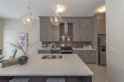 770 HICKORYRIDGE, London North, ON, N6G 0M9