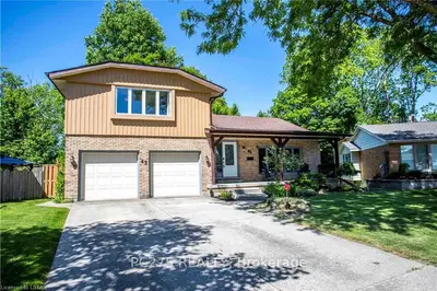 45 Tobin Place, Woodstock, On N4s 8n4