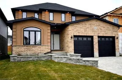 2222 BAKERVILLA Street, London South, ON N6P 0E5