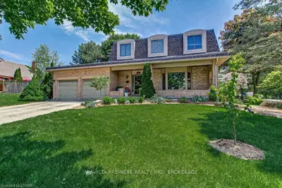 150 FOURWINDS Place, London South, ON N6K 3L4
