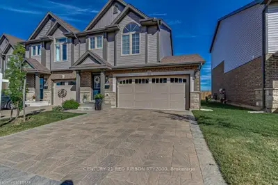 3400 CASTLE ROCK Place 12, London South, ON N6L 0E4