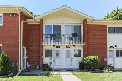 1090 KIPPS Lane 108, London East, ON N5Y 1V4