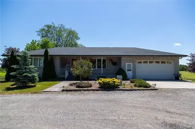 8381 Longwoods Road, Strathroy-caradoc, On N0l 1w0