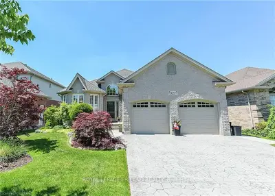 927 BARCLAY Road, London South, ON N6K 4V4