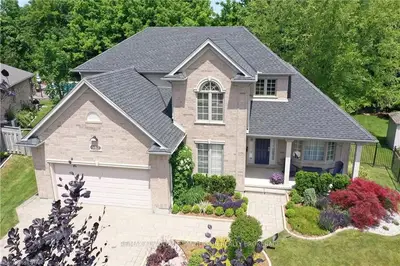 982 ADIRONDACK Road, London South, ON N6K 4W8