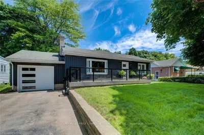318 STEPHEN Street, London South, ON N6K 2N3