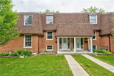 128 GARDENWOOD Drive 10, London South, ON N6J 3Z9