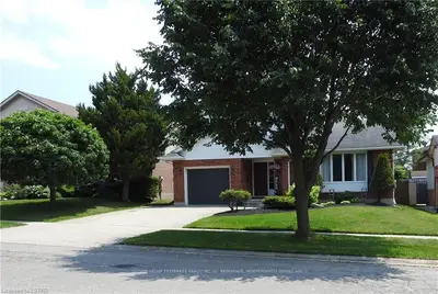 1182 Sprucedale Road, Woodstock, On N4s 8t6
