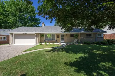 480 WEST MILE Road, London North, ON N6H 3M2
