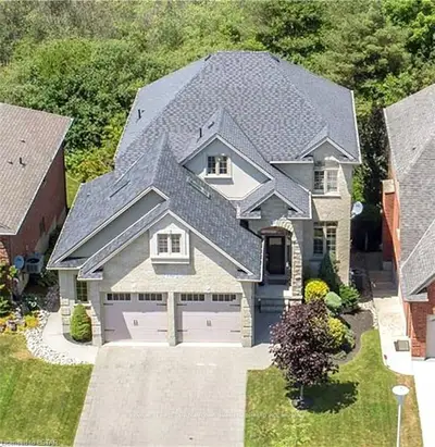 590 SANDYBROOK Drive, London North, ON N5X 0E1