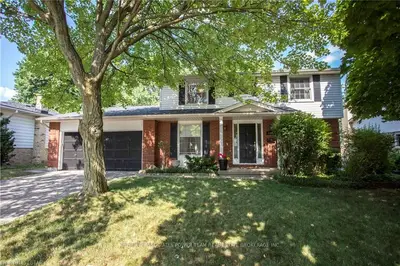 1480 ROLAND Crescent, London North, ON N5X 1E5