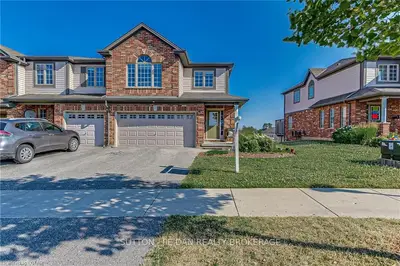 477 SKYLINE Avenue, London North, ON N5X 4L2