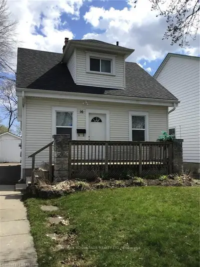 16 MCDONALD Avenue, London North, ON N6G 1A9