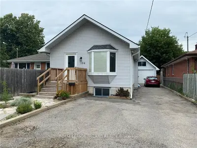 106 LANGARTH Street W, London South, ON N6J 1P4