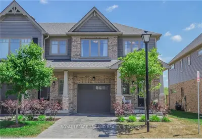 1924 CEDARHOLLOW Boulevard 39, London North, ON N5X 0K3