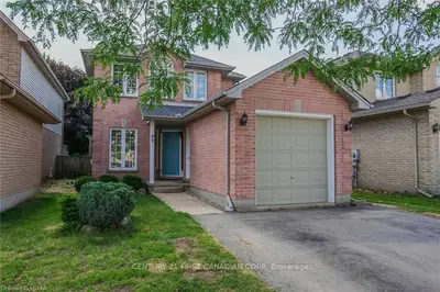 92 COBBLESTONE Street, London East, ON N5Y 5N3
