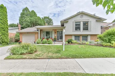 478 GRAND VIEW Avenue, London South, ON N6K 2T5