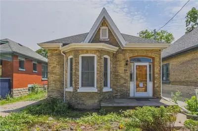 55 EUCLID Avenue, London South, ON N6C 1C2