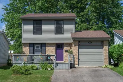 108 BEECHBANK Crescent, London South, ON N6E 2P3