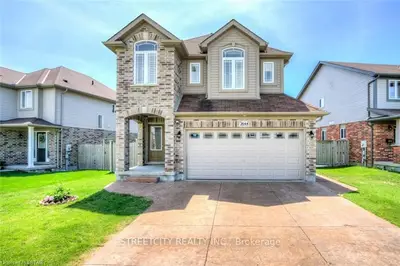 2644 BATEMAN Trail, London South, ON N6L 0B1